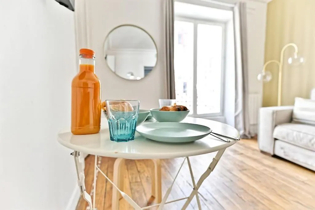 Apartment Next Tour Montparnasse - V باريس