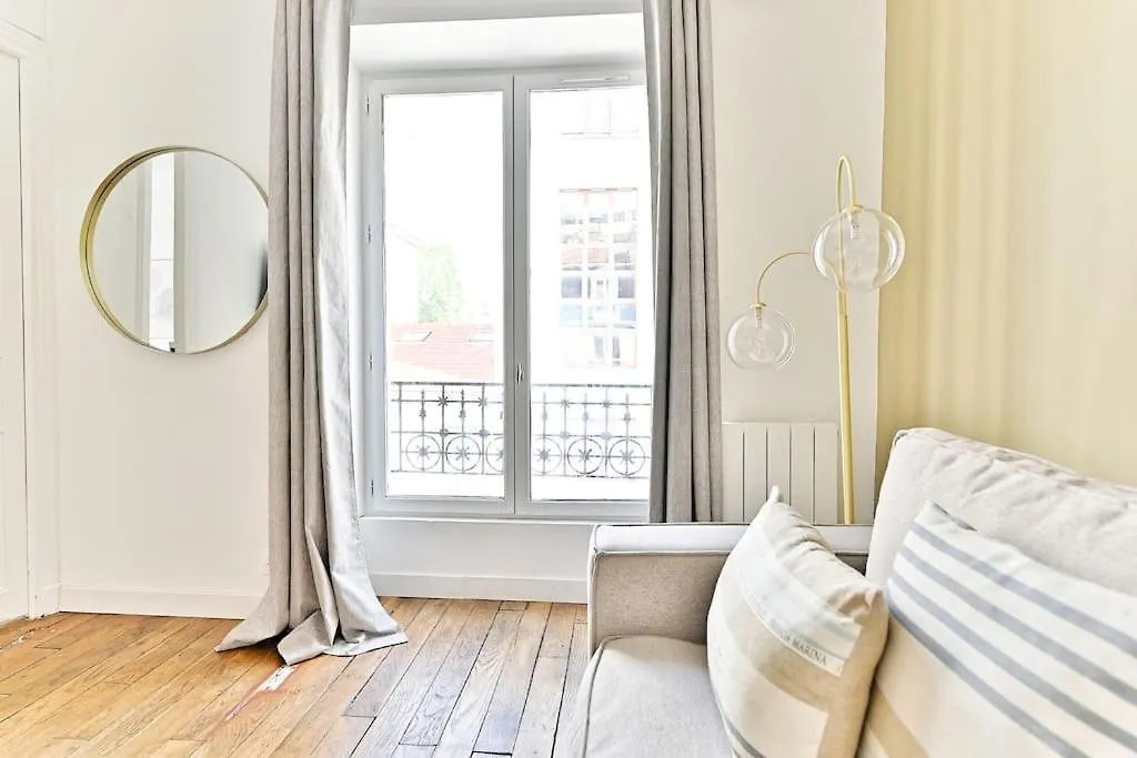 Apartment Next Tour Montparnasse - V باريس فرنسا